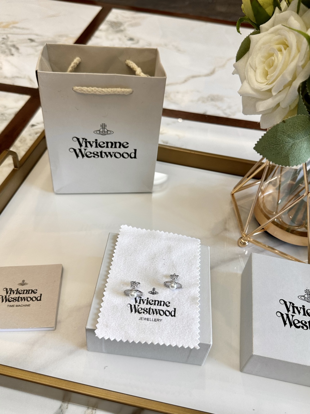 VIVIENNE WESTWOOD jewelry model 51